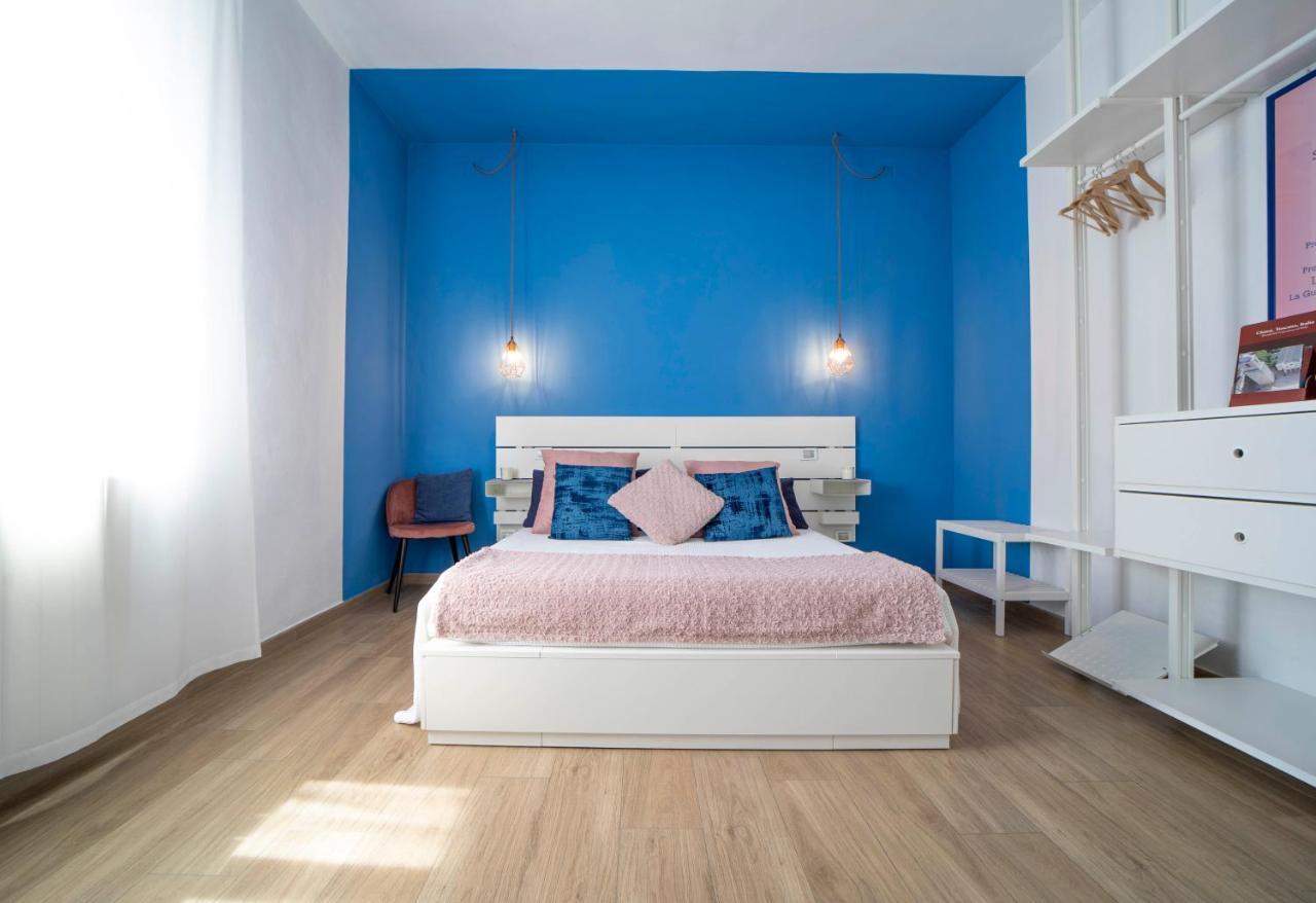 Boutique Apartment Eleganza Чиуси Экстерьер фото